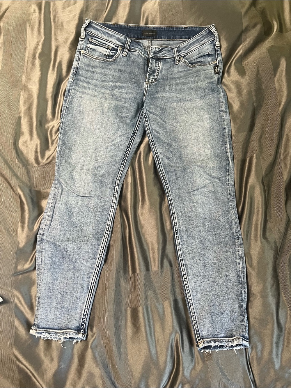 Silver Jeans Light Wash Women’s Jeans Avery Skinny Fit